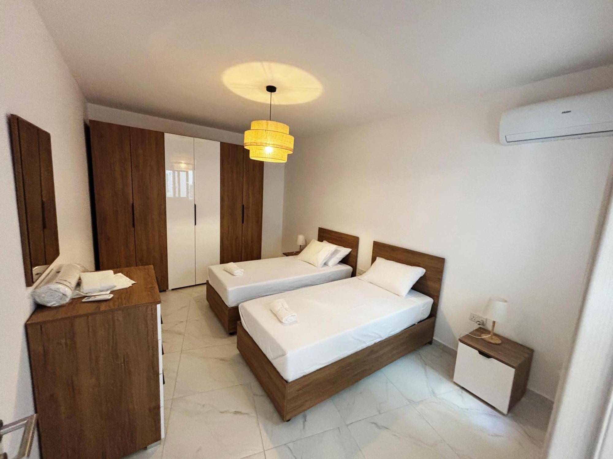 St Julians Brand New Apartamento *